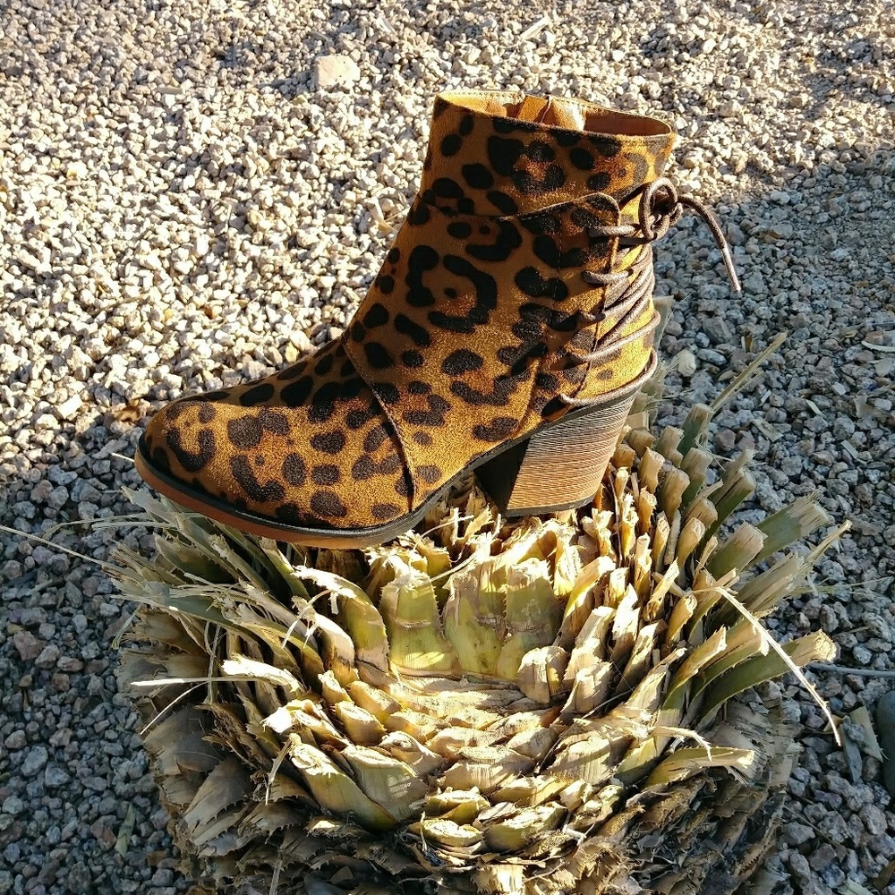 Corset Tie up Bootie